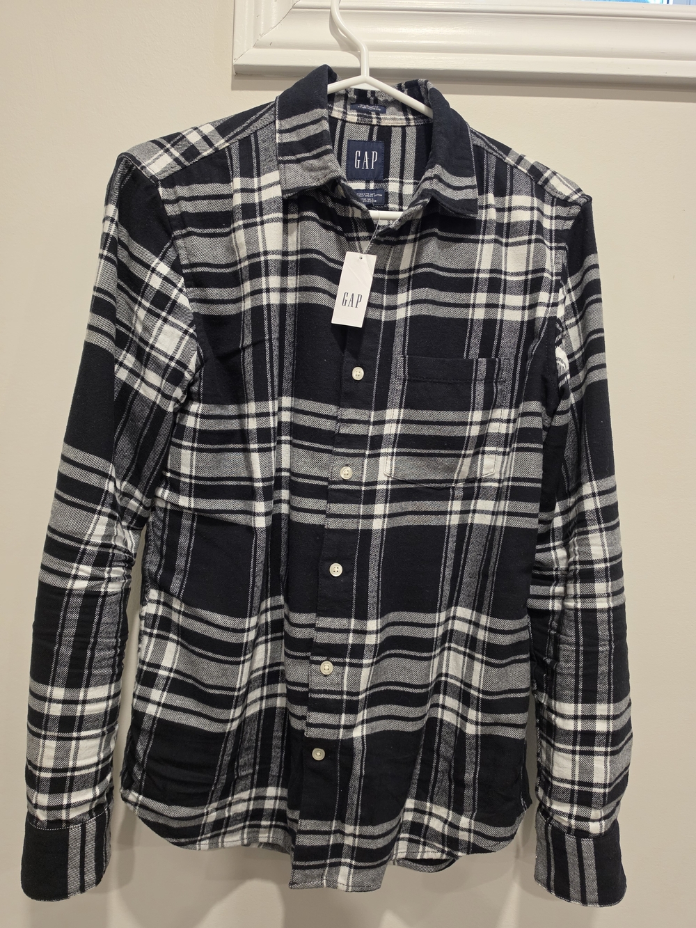 Brand New GAP Men’s Black and White Plaid Button-Down Shirt XS